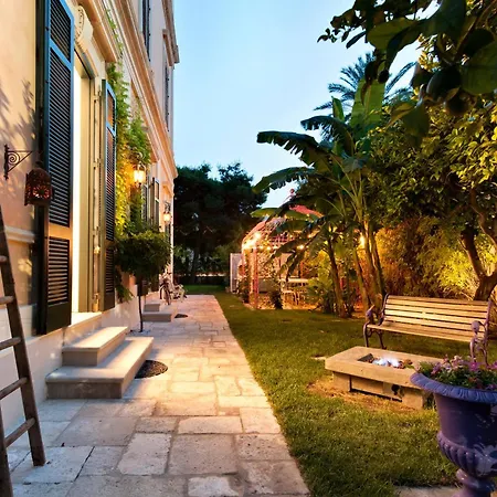 Maison Premiere Ferienhaus *