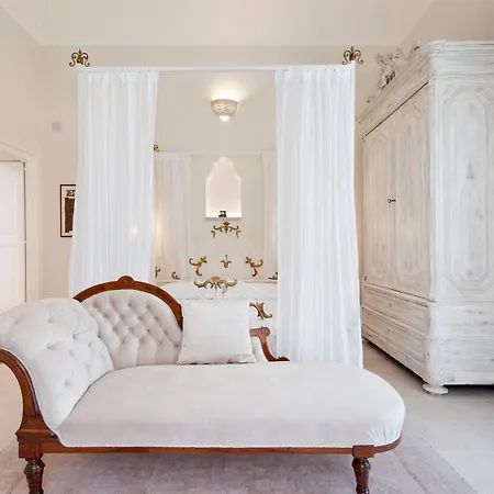 Maison Premiere